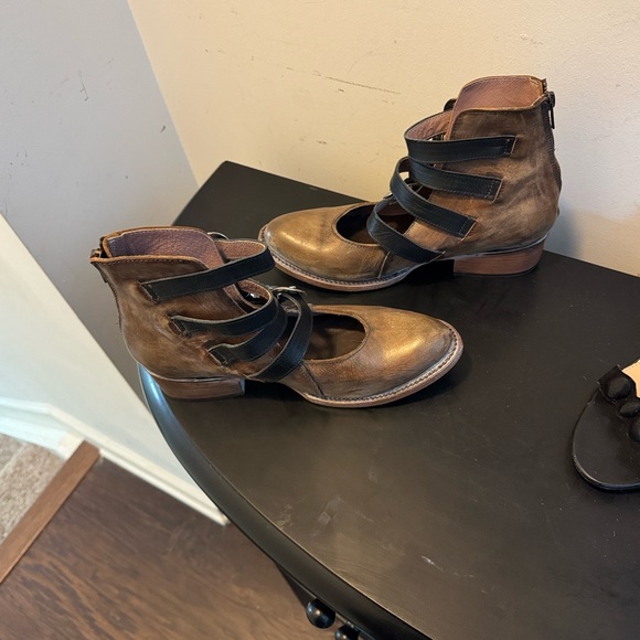 Freebird Distressed Brown Ankle Booties with Buckles - Picture 5 of 10